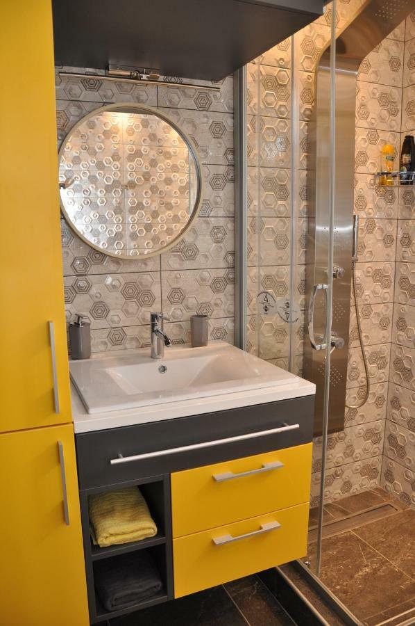 Lux Apartman Čačak Eksteriør bilde